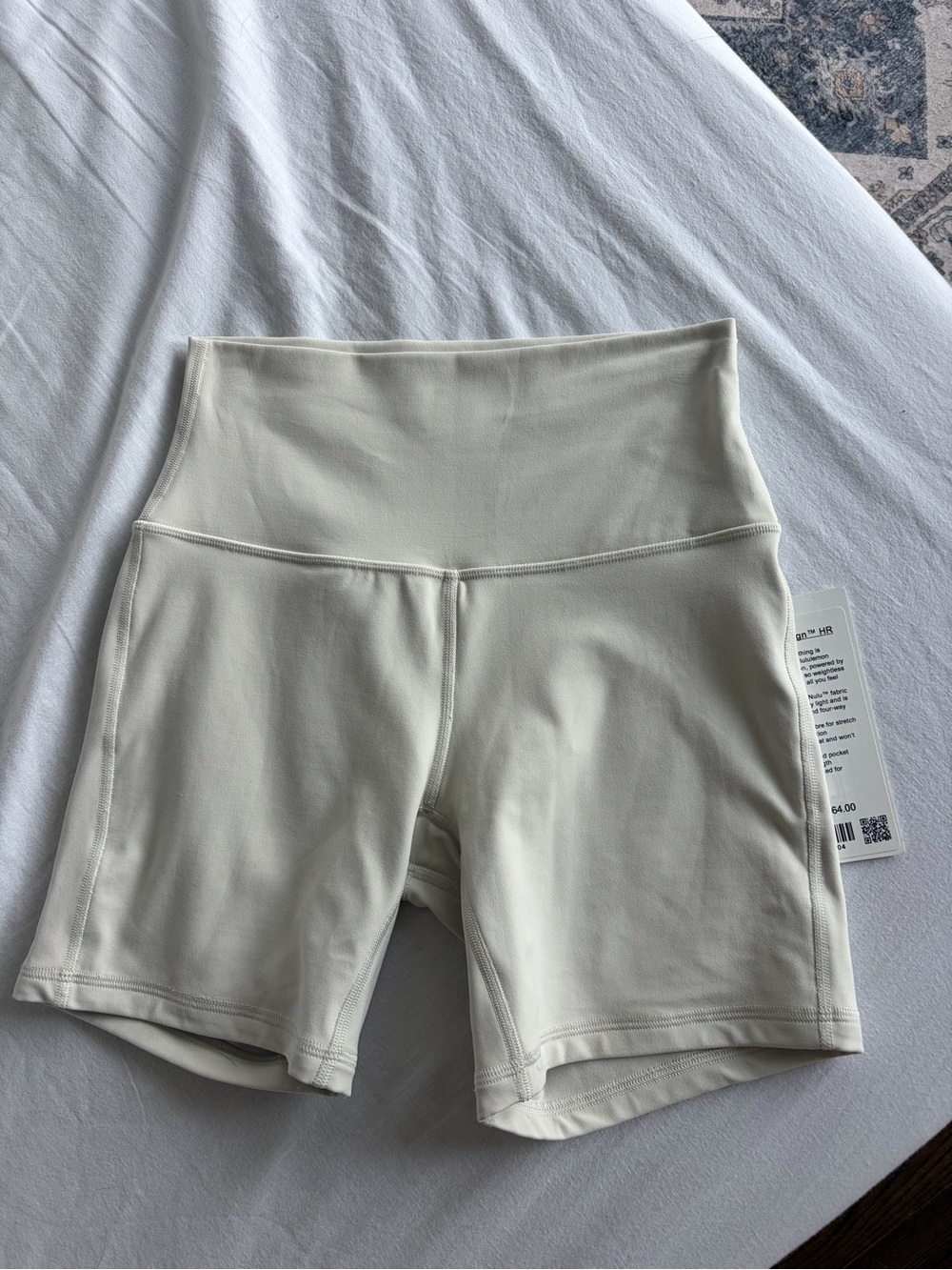 Lululemon Align HR Short 6” (bone)